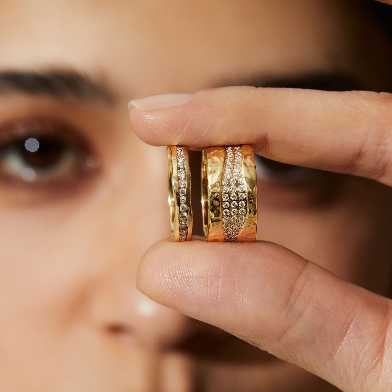 Adama Valley One-line Ring - Diamonds