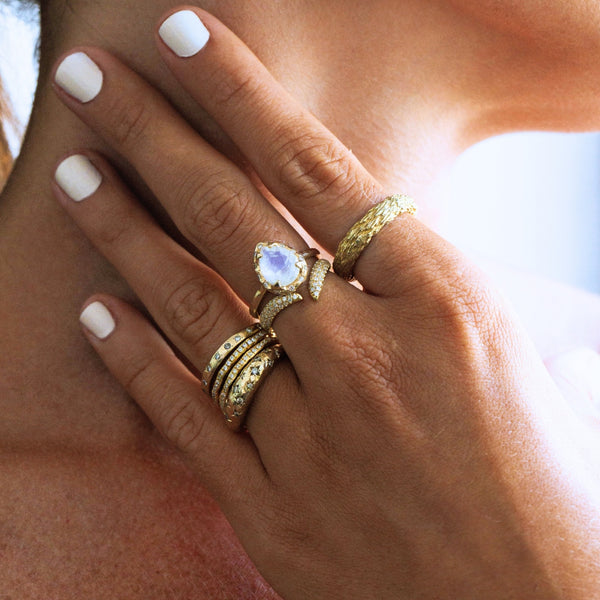 Baby Eden Ring & diamonds - Moonstone drop