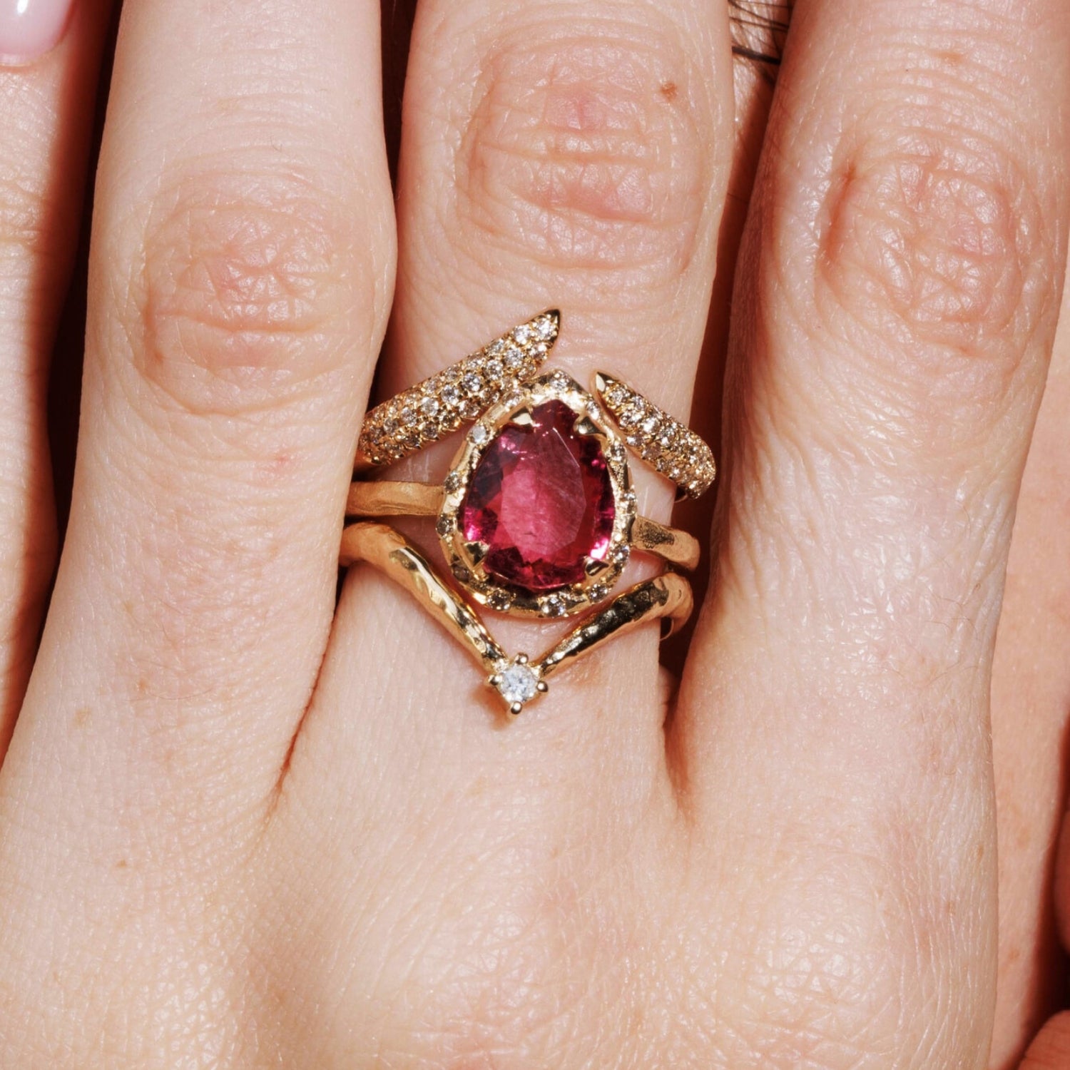 Mini Eden Ring &amp; diamonds - Pink Tourmaline